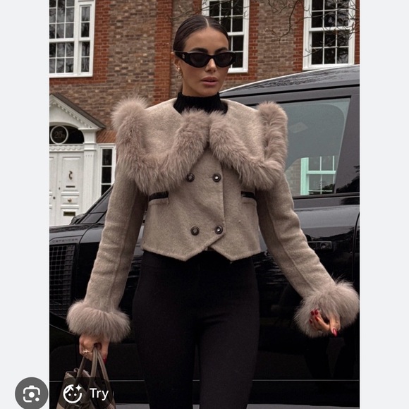 Sierra Darien Alpaca Wool and Fox Fur Women's Teddy Jacket in Taupe - Picture 2 of 4